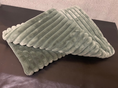 Cord-Fellimitat Wellnessdecke de luxe 95x65 cm grün